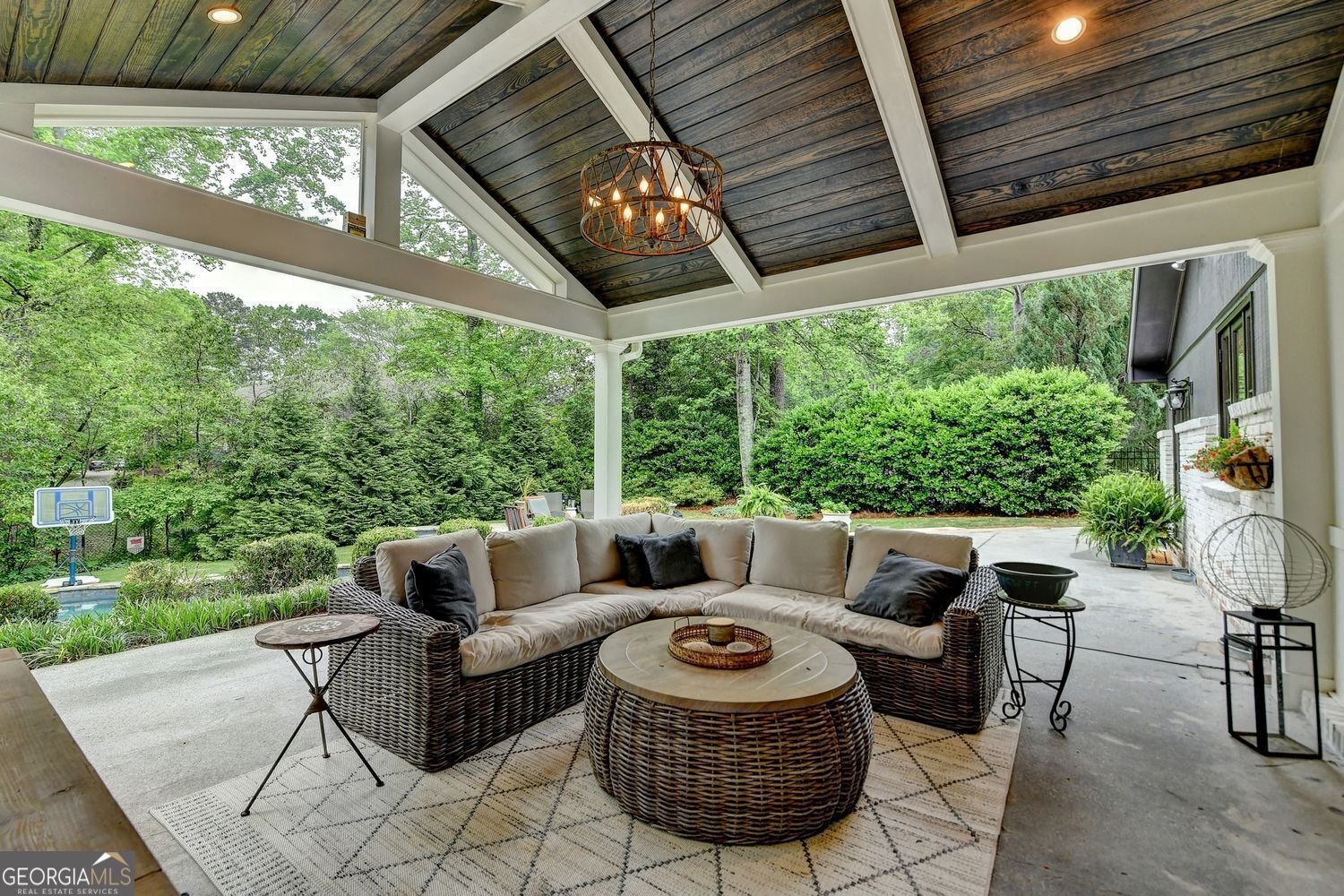 5475 Trowbridge Drive Dunwoody - 33