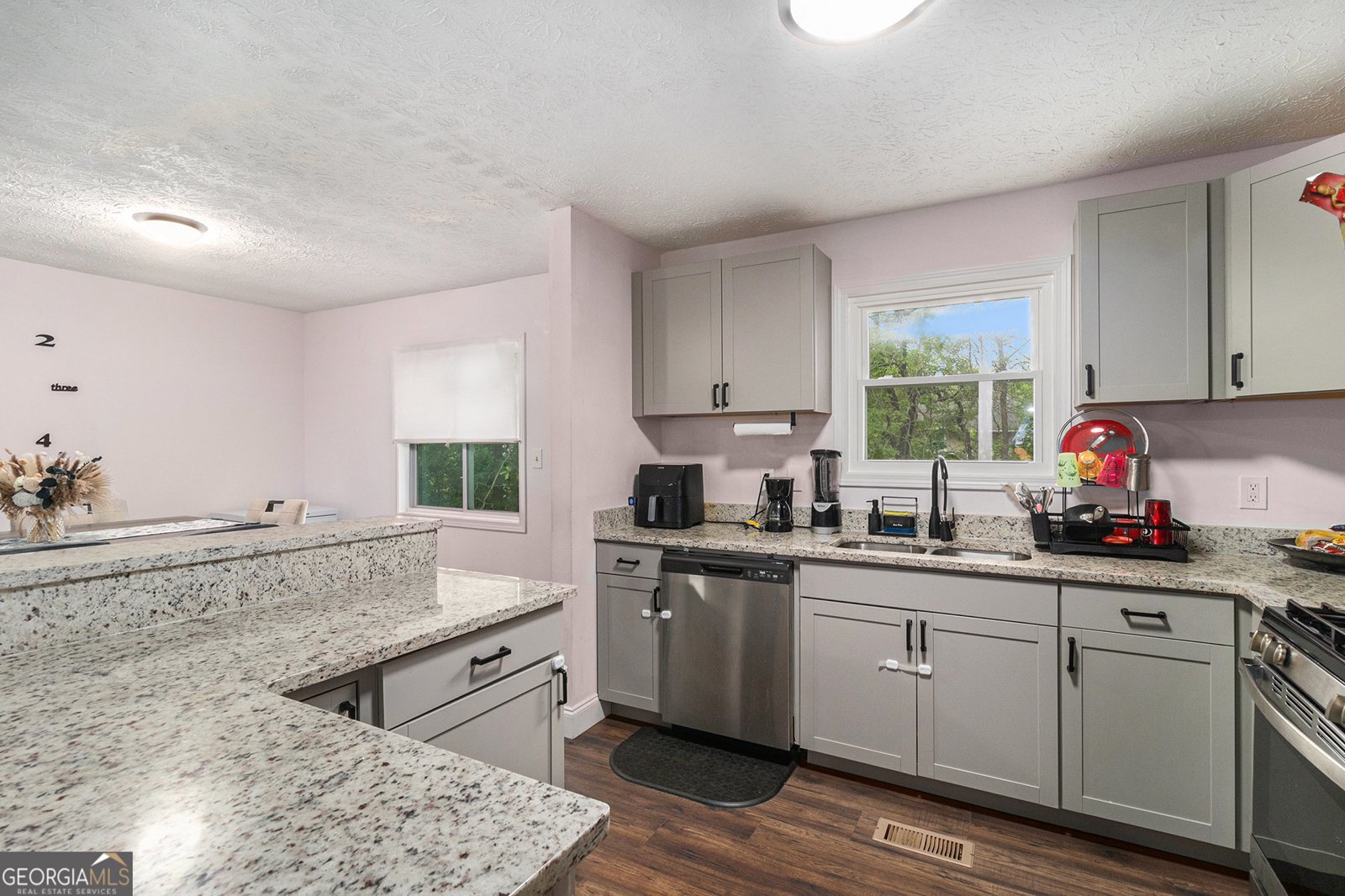 6547 Demere Drive Morrow - 11