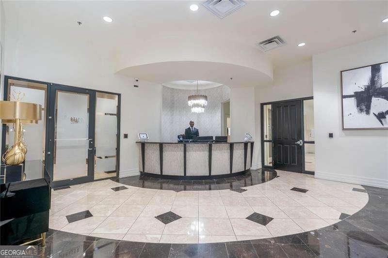 3040 Peachtree Road Atlanta - 21