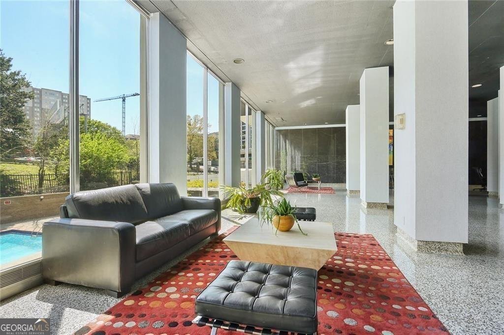 215 Piedmont Avenue Atlanta - 25
