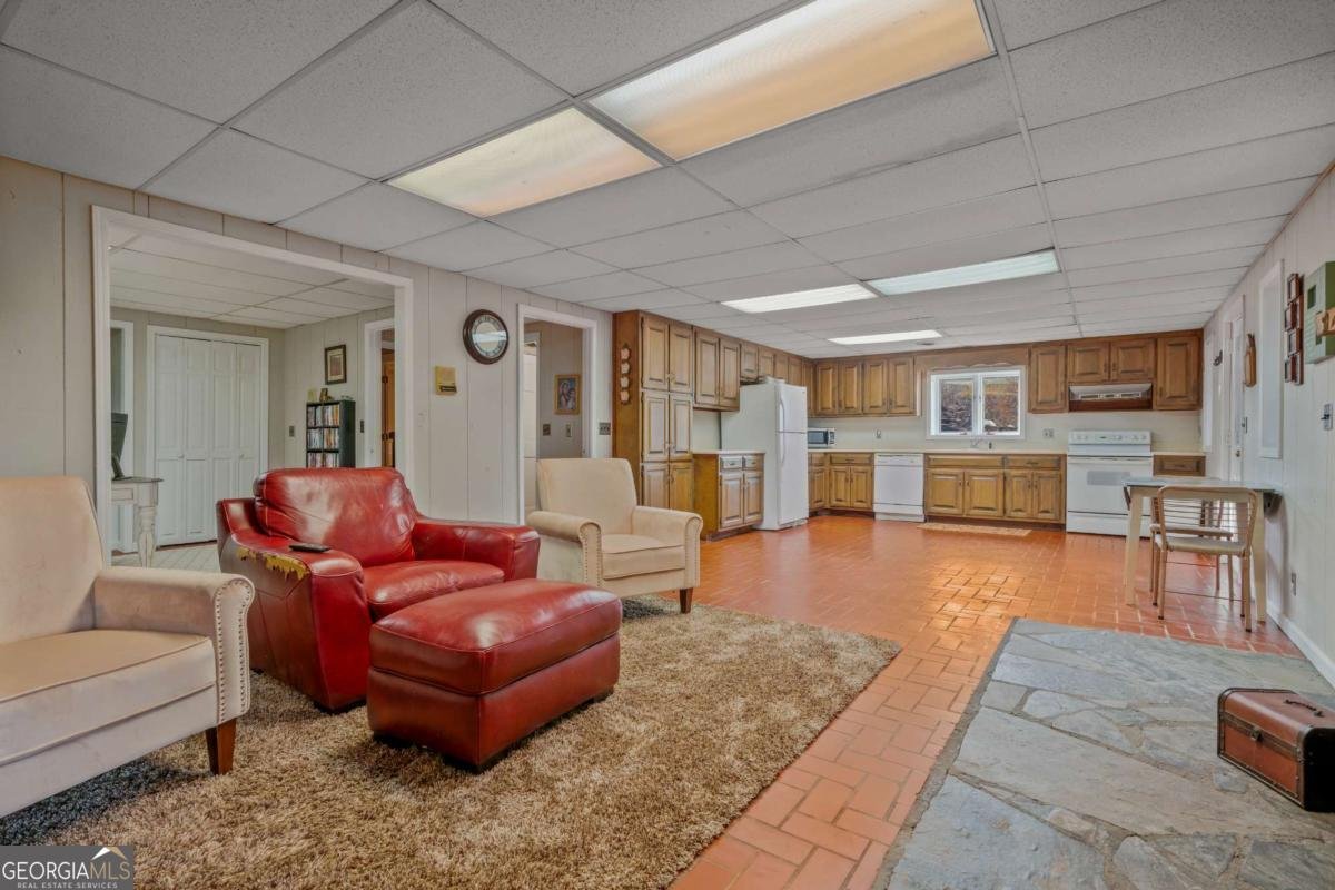 1656 Highway 140 Adairsville - 35