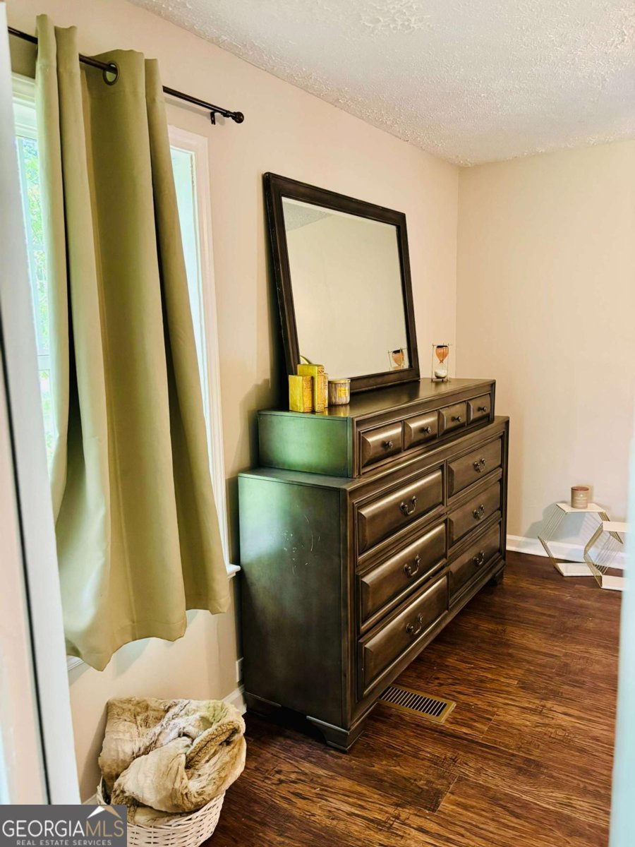8 Dixie Drive Stockbridge - 7