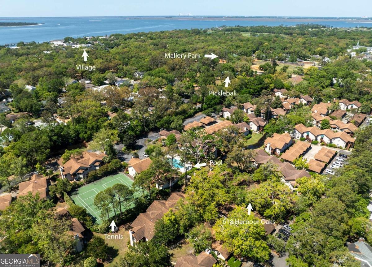 618 Harbour Oaks Drive St. Simons - 22