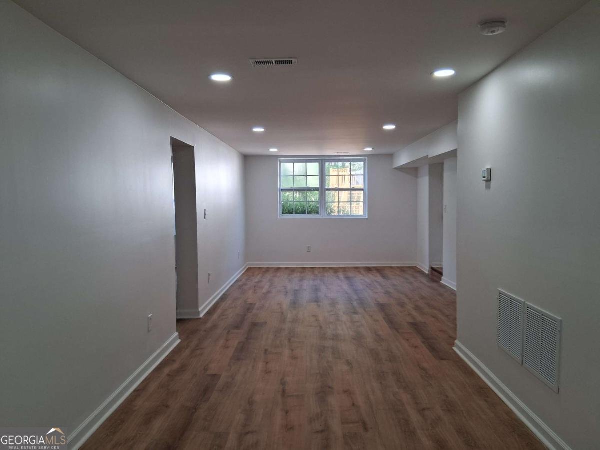 816 Stewart Street Carrollton - 33
