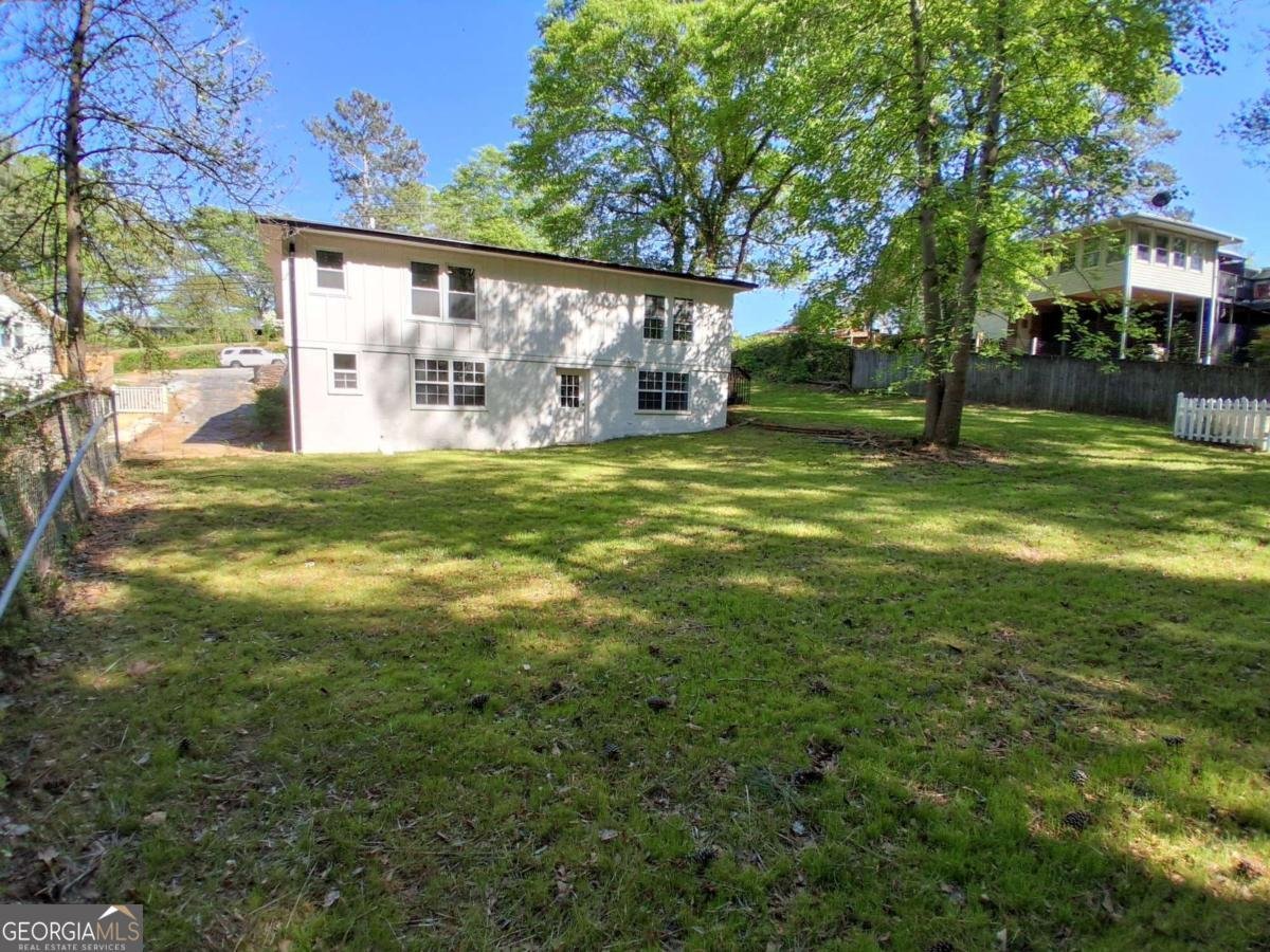 816 Stewart Street Carrollton - 9