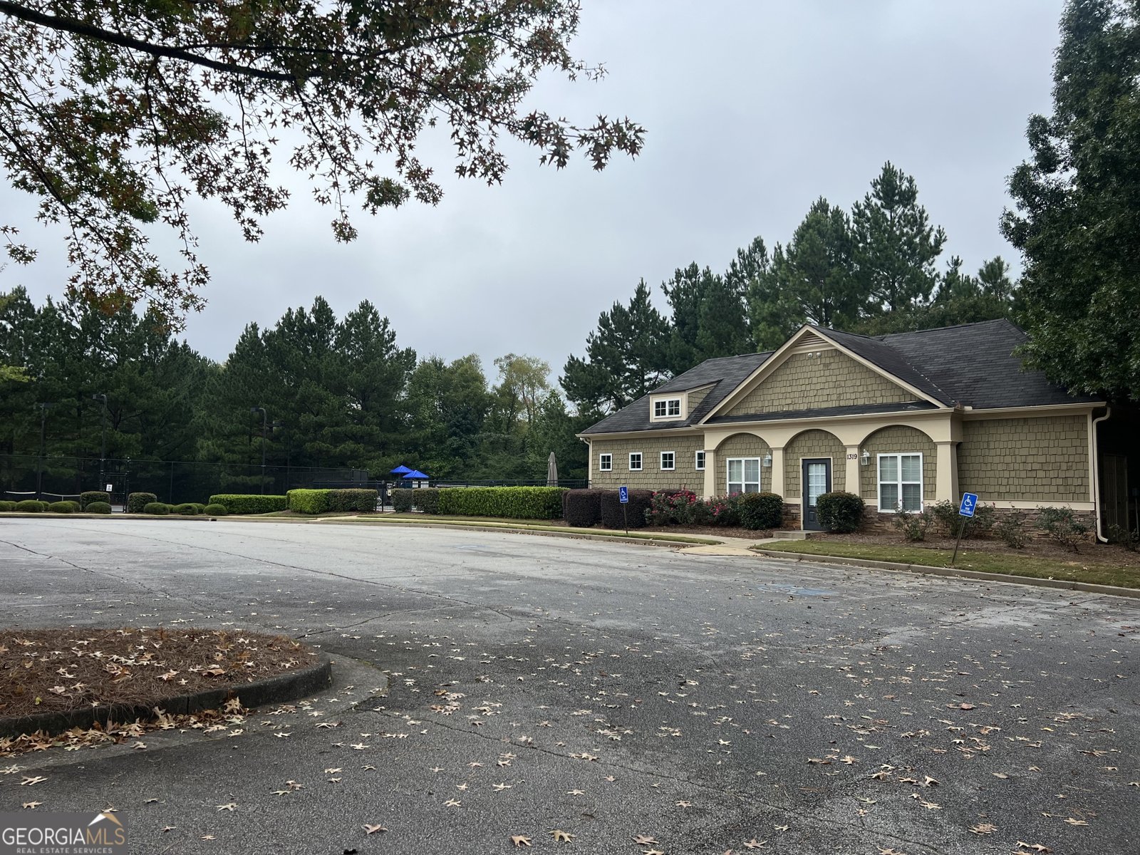 1116 SILVERBROOKE Drive Powder Springs - 29