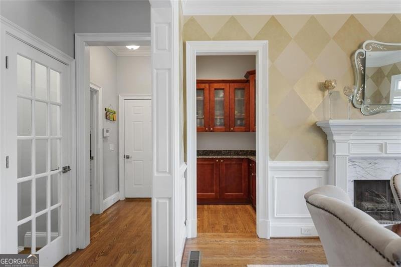 225 Farmbrooke Court Sandy Springs - 23