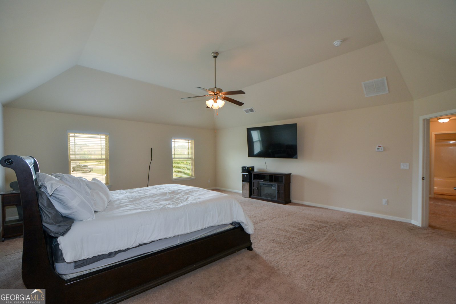 6816 Diamond Drive Rex - 15