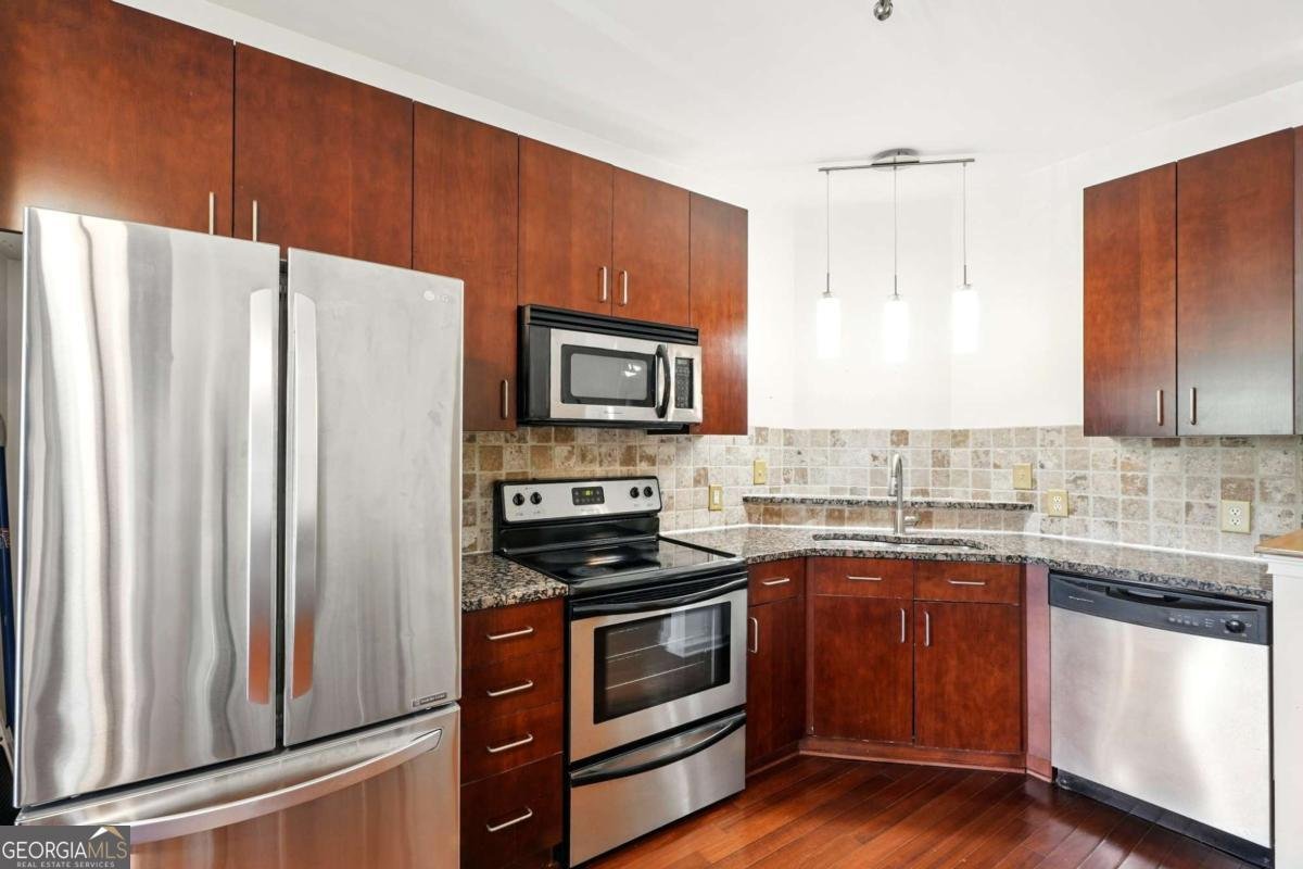898 Oak Street Atlanta - 5
