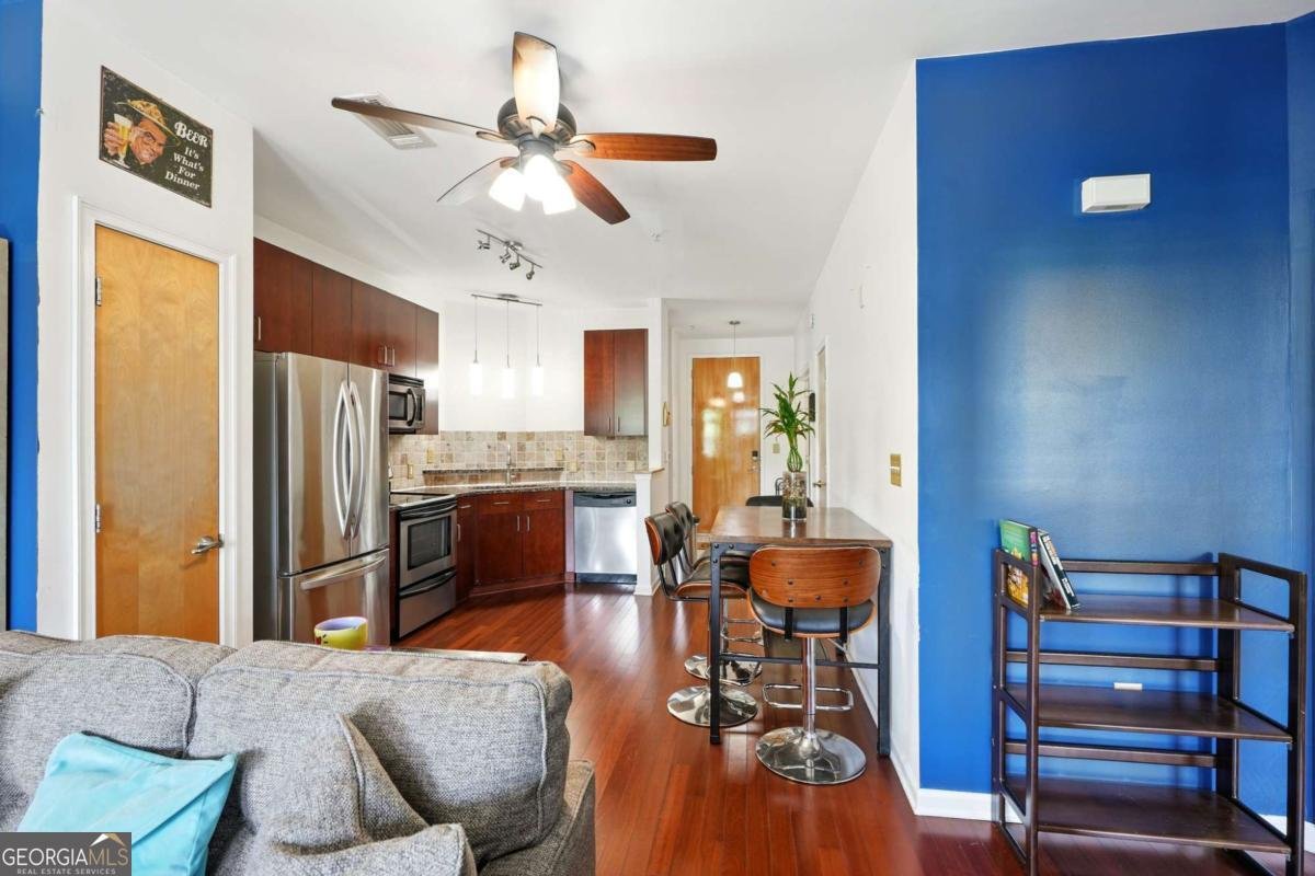 898 Oak Street Atlanta - 8