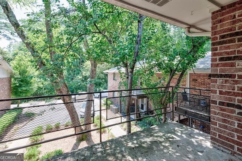 4266 Roswell Road Atlanta - 17