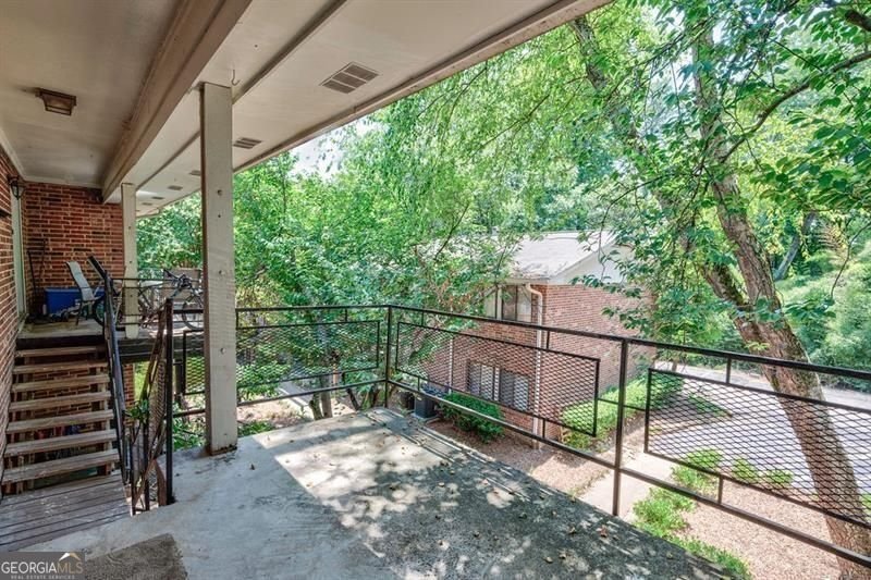 4266 Roswell Road Atlanta - 18