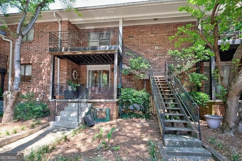 4266 Roswell Road Atlanta - 19