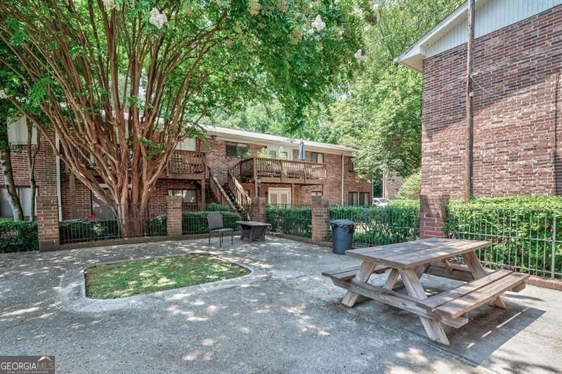 4266 Roswell Road Atlanta - 21