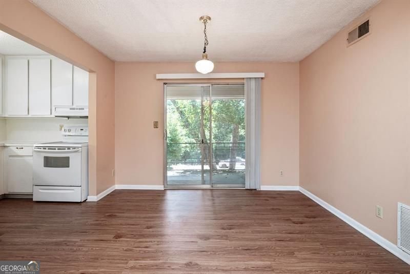 4266 Roswell Road Atlanta - 8