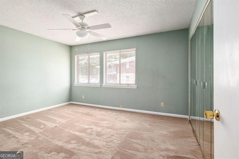4266 Roswell Road Atlanta - 9