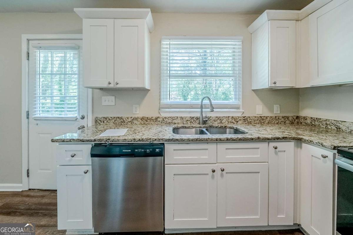 4442 Mercer Road Decatur - 3