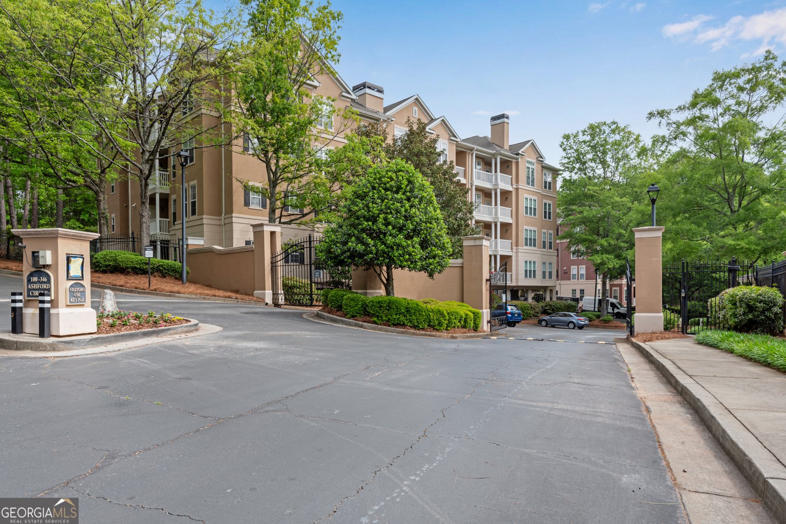 324 Ashford Circle Atlanta - 27