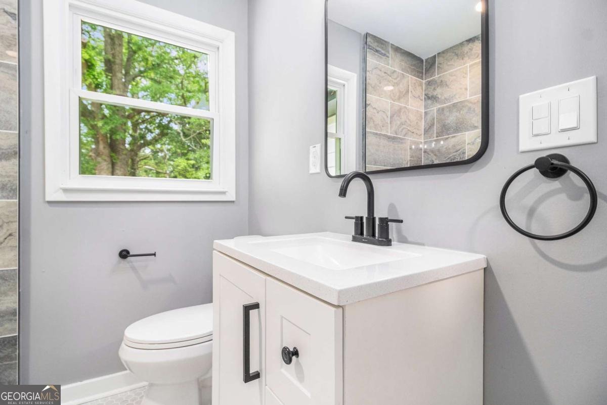 208 Silver Springs Circle Atlanta - 11
