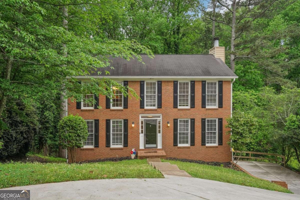 2895 Shurburne Drive Alpharetta - 1