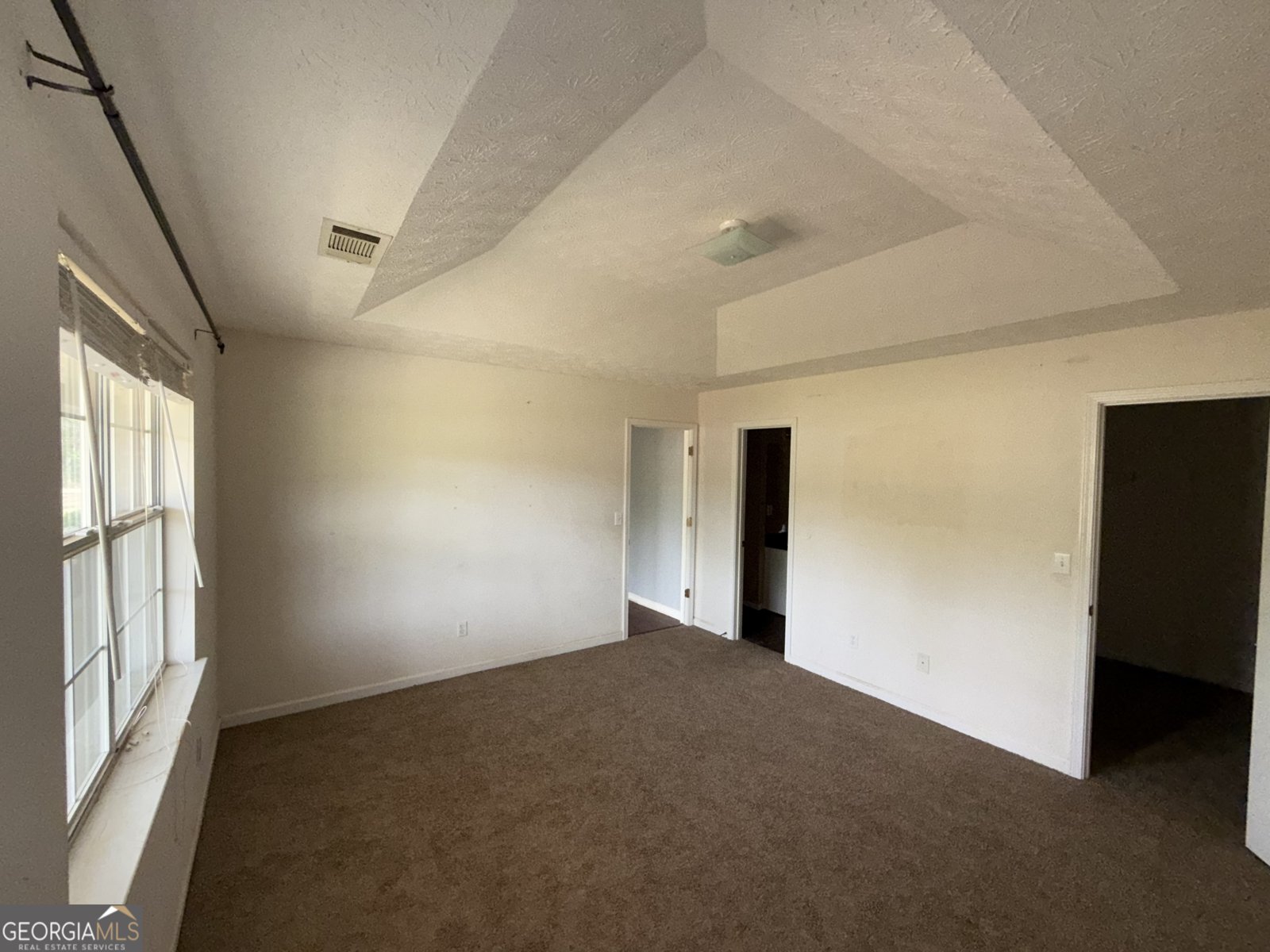 130 Elm Street Hampton - 13
