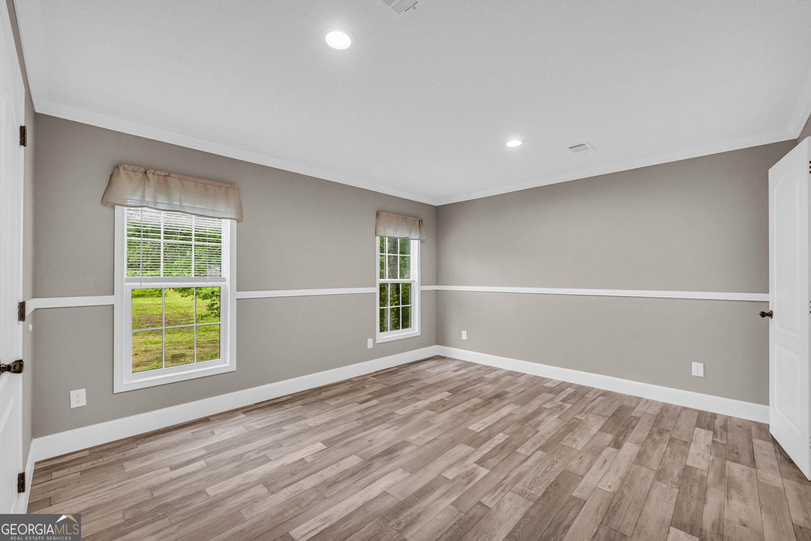 2523 Westmoreland Road Cleveland - 31