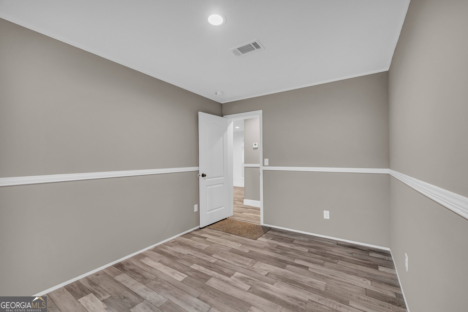 2523 Westmoreland Road Cleveland - 36