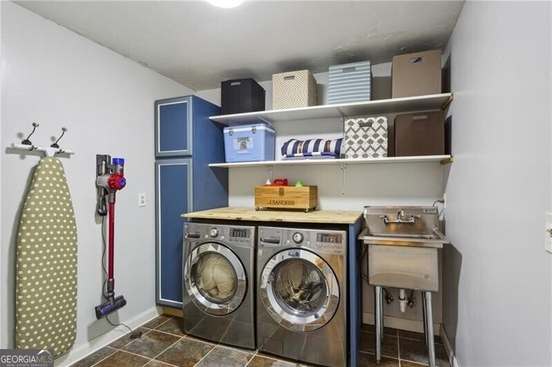 205 Glencourtney Drive Sandy Springs - 11
