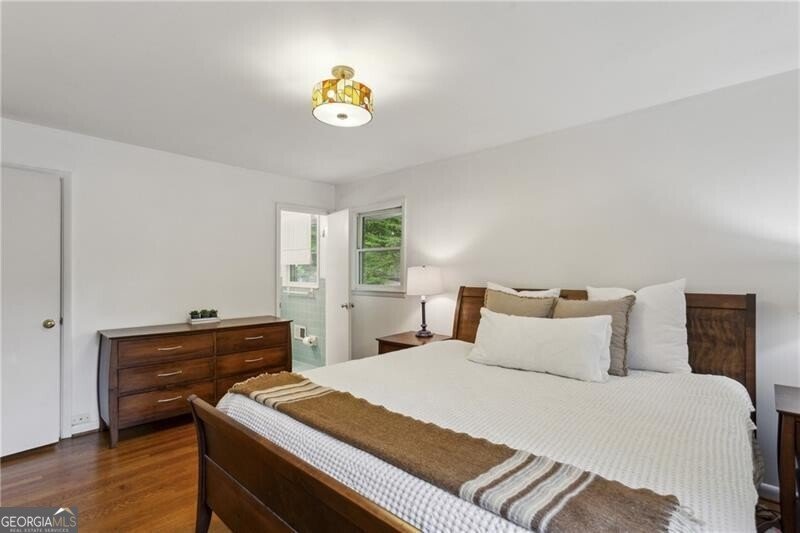205 Glencourtney Drive Sandy Springs - 14