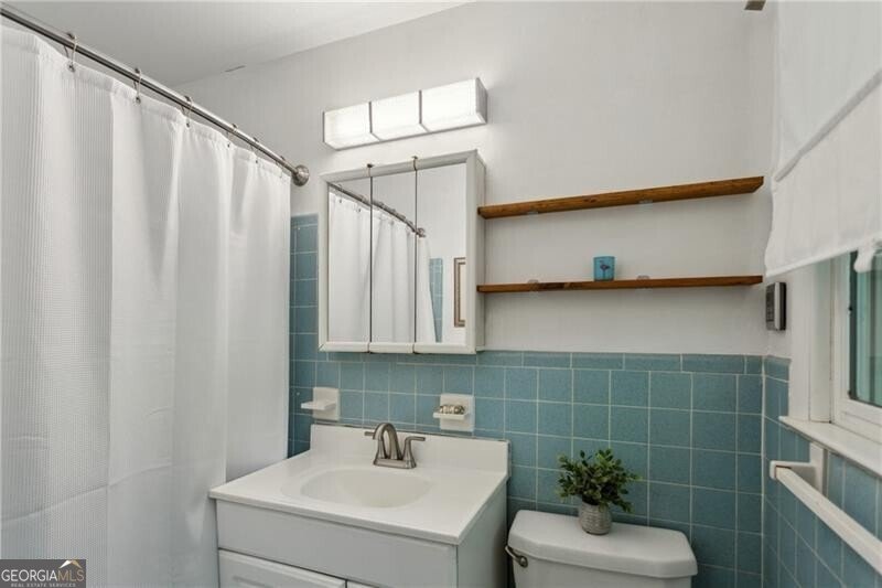 205 Glencourtney Drive Sandy Springs - 15