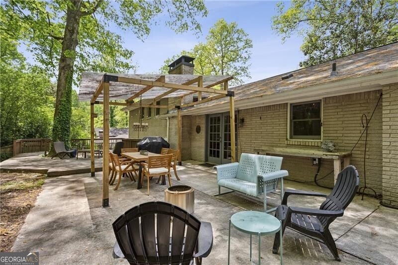 205 Glencourtney Drive Sandy Springs - 24