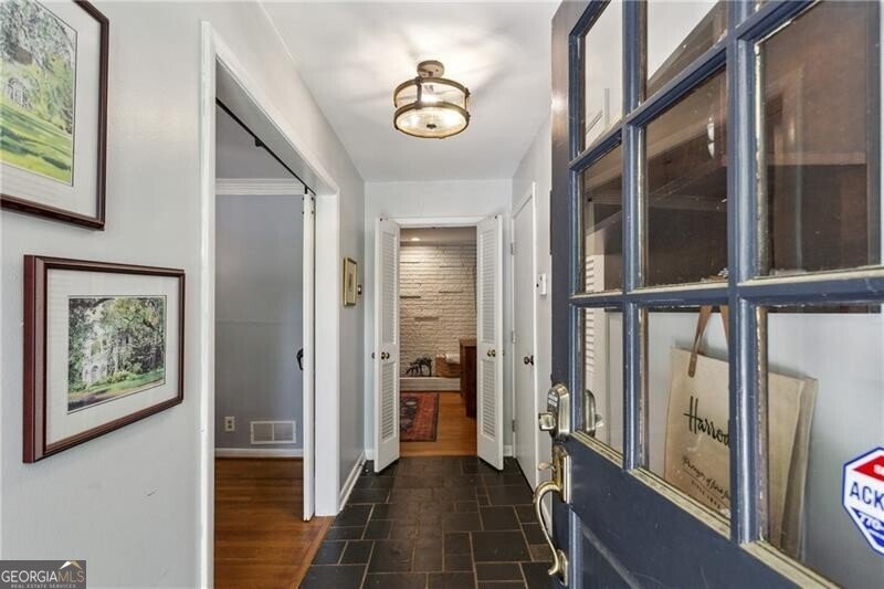 205 Glencourtney Drive Sandy Springs - 4