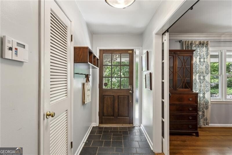 205 Glencourtney Drive Sandy Springs - 5