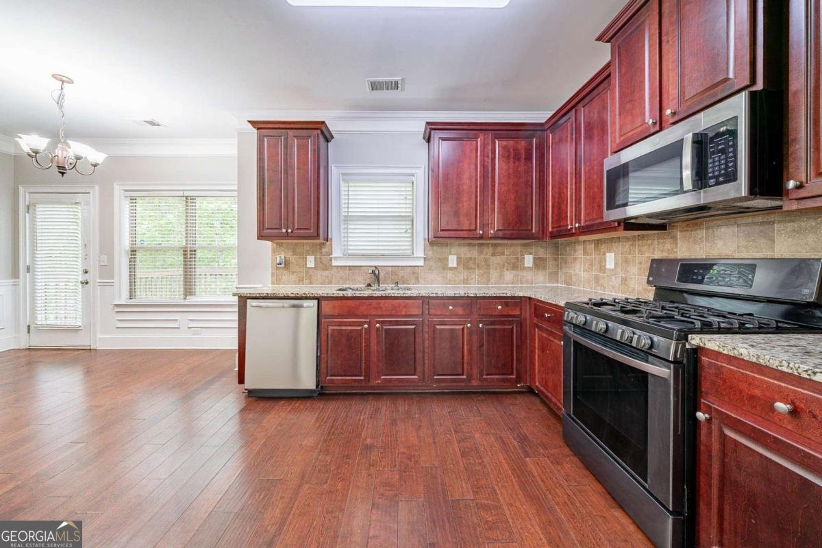 535 Pierpoint Drive Atlanta - 3