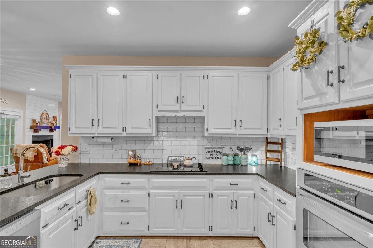 2586 Wesleyan Drive Macon - 13