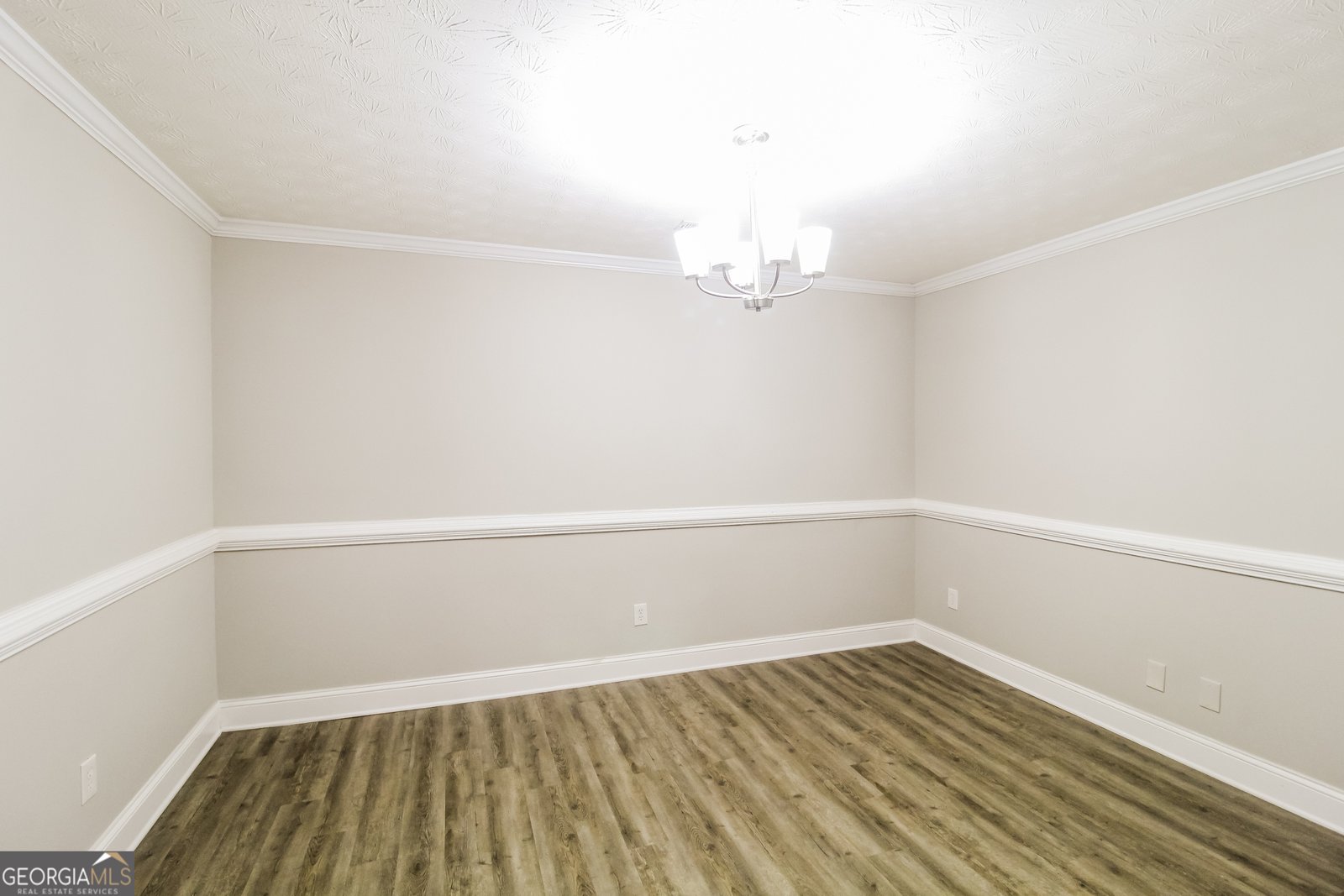 121 Crestwood Court Hampton - 7