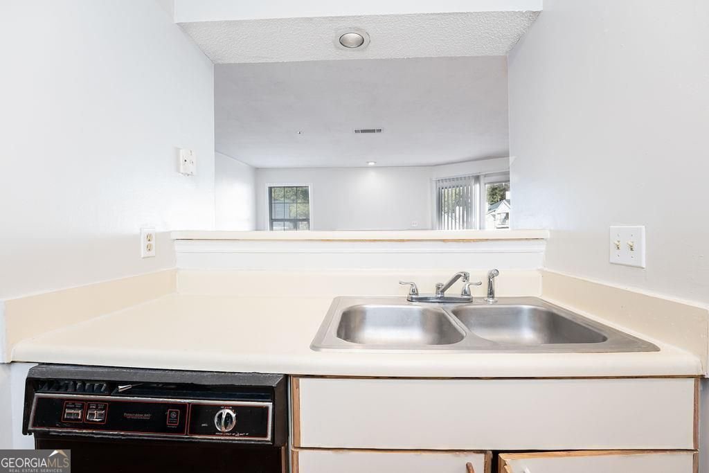 414 Ridge Creek Drive Clarkston - 9
