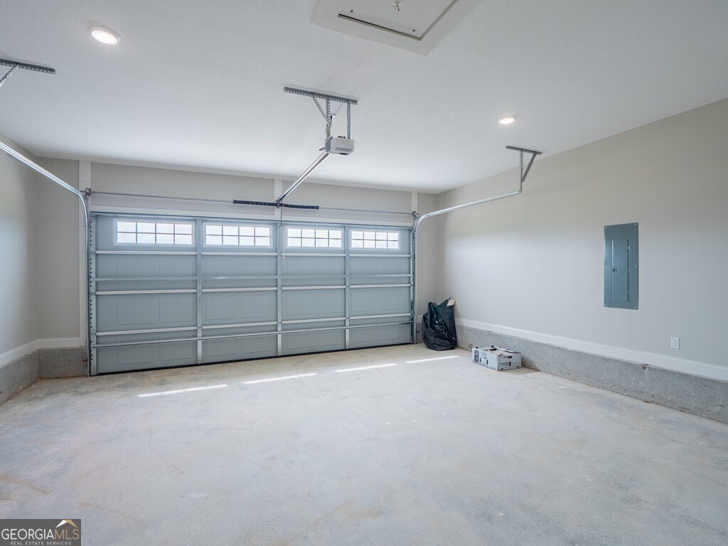 153 Lakeridge Drive Adel - 10