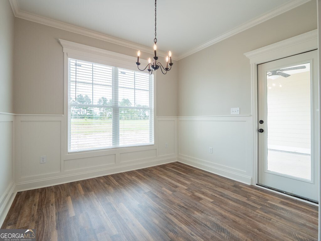 153 Lakeridge Drive Adel - 21
