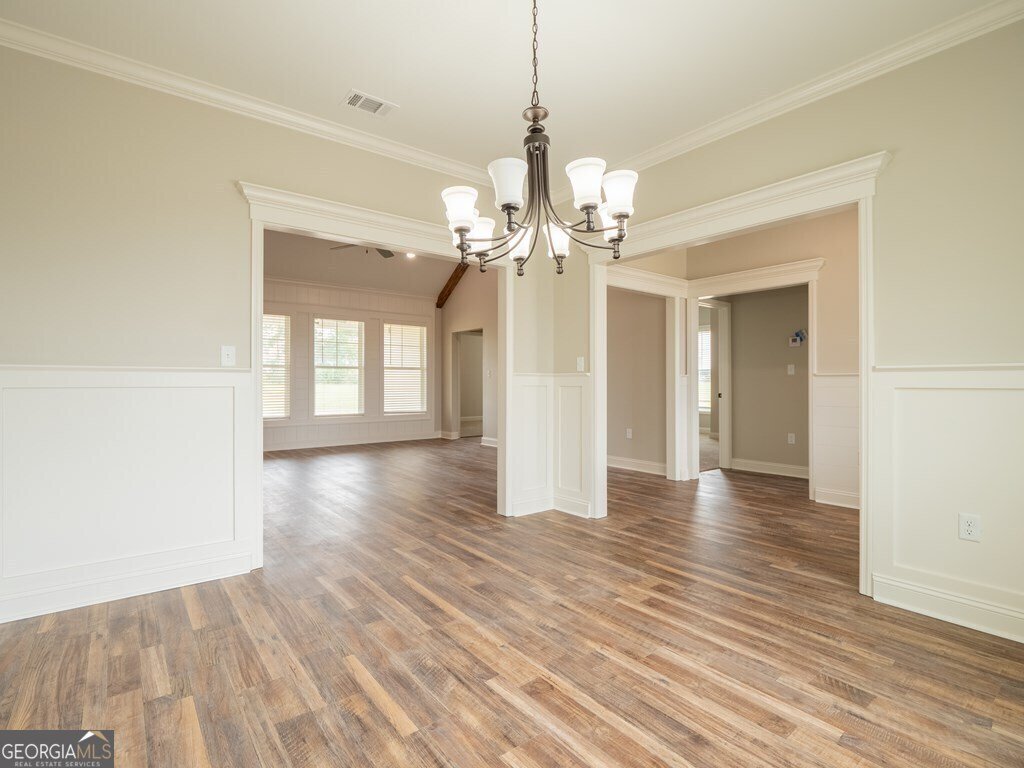 153 Lakeridge Drive Adel - 24