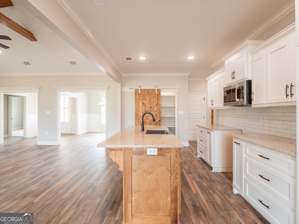 153 Lakeridge Drive Adel - 28