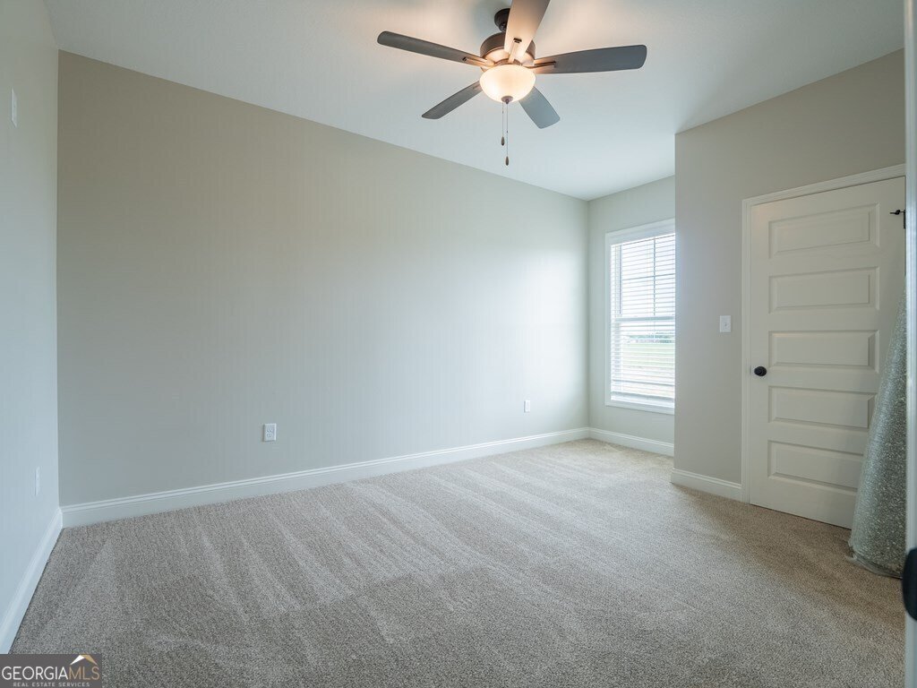 153 Lakeridge Drive Adel - 3