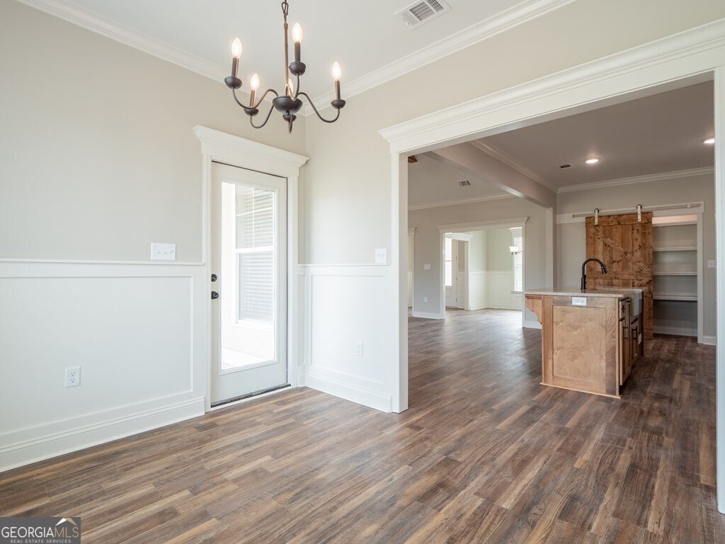 153 Lakeridge Drive Adel - 45
