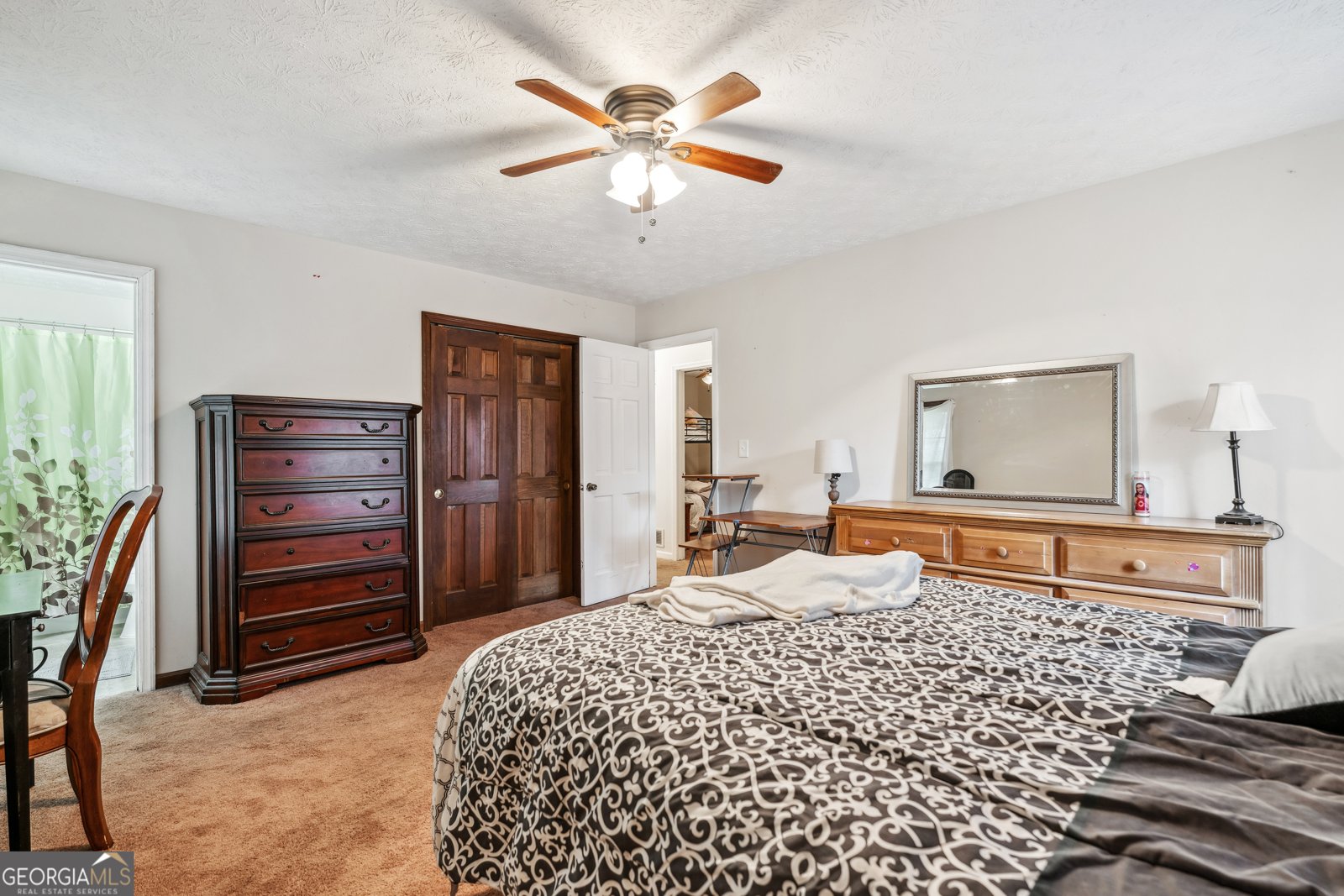 556 Auburn Road Auburn - 19