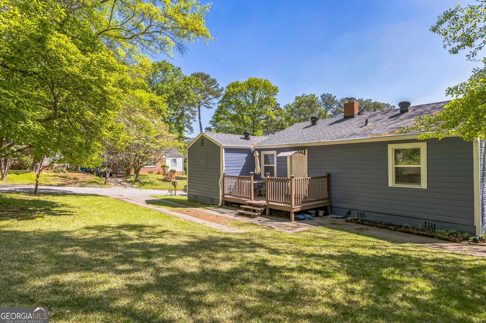 1835 Bonniview Street Atlanta - 27