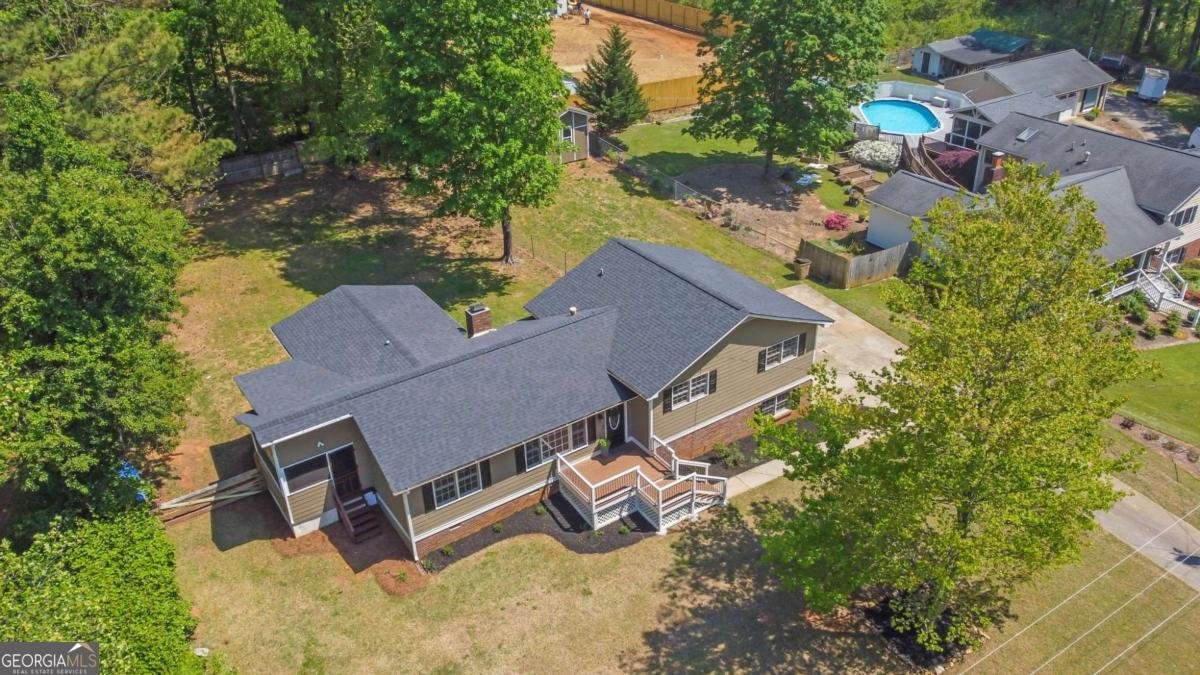6470 Windsor Drive Acworth - 1