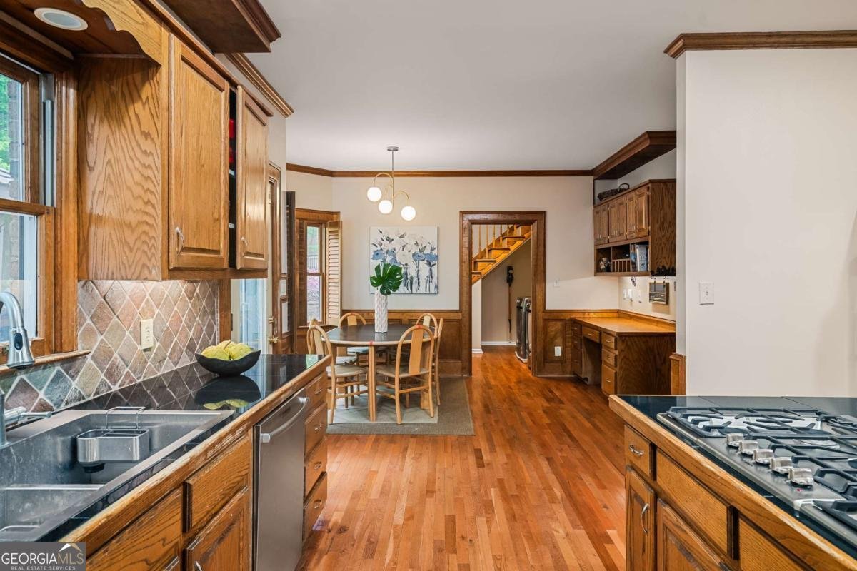 6040 Neely Farm Drive Peachtree Corners - 12
