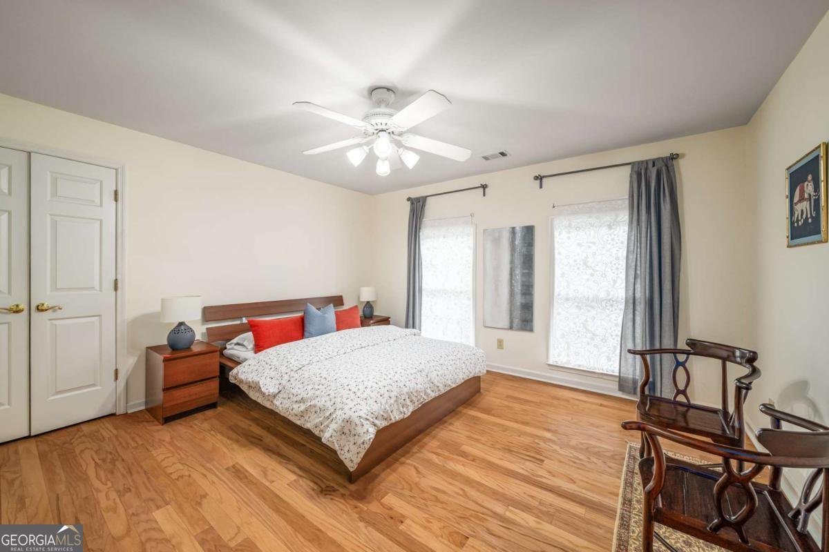 6040 Neely Farm Drive Peachtree Corners - 30