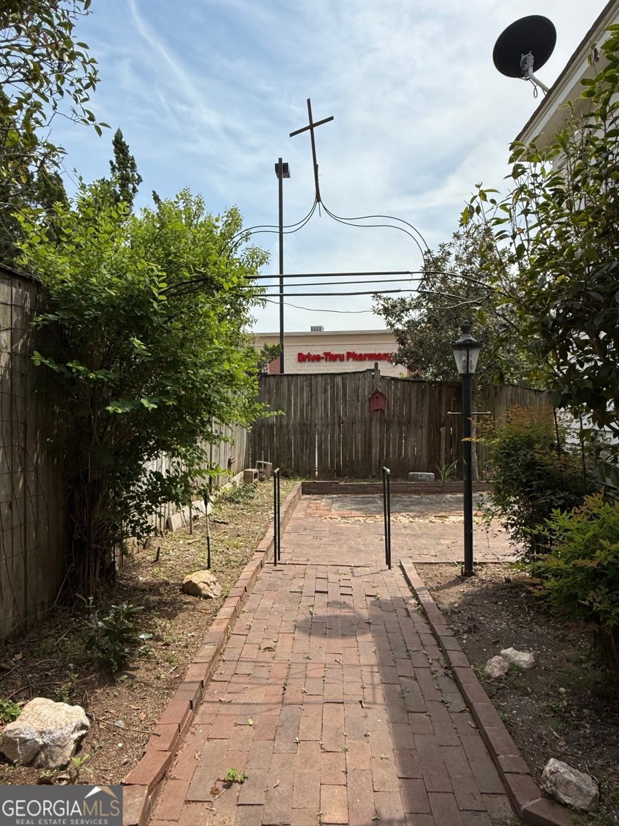 120 Franklin Street Milledgeville - 25