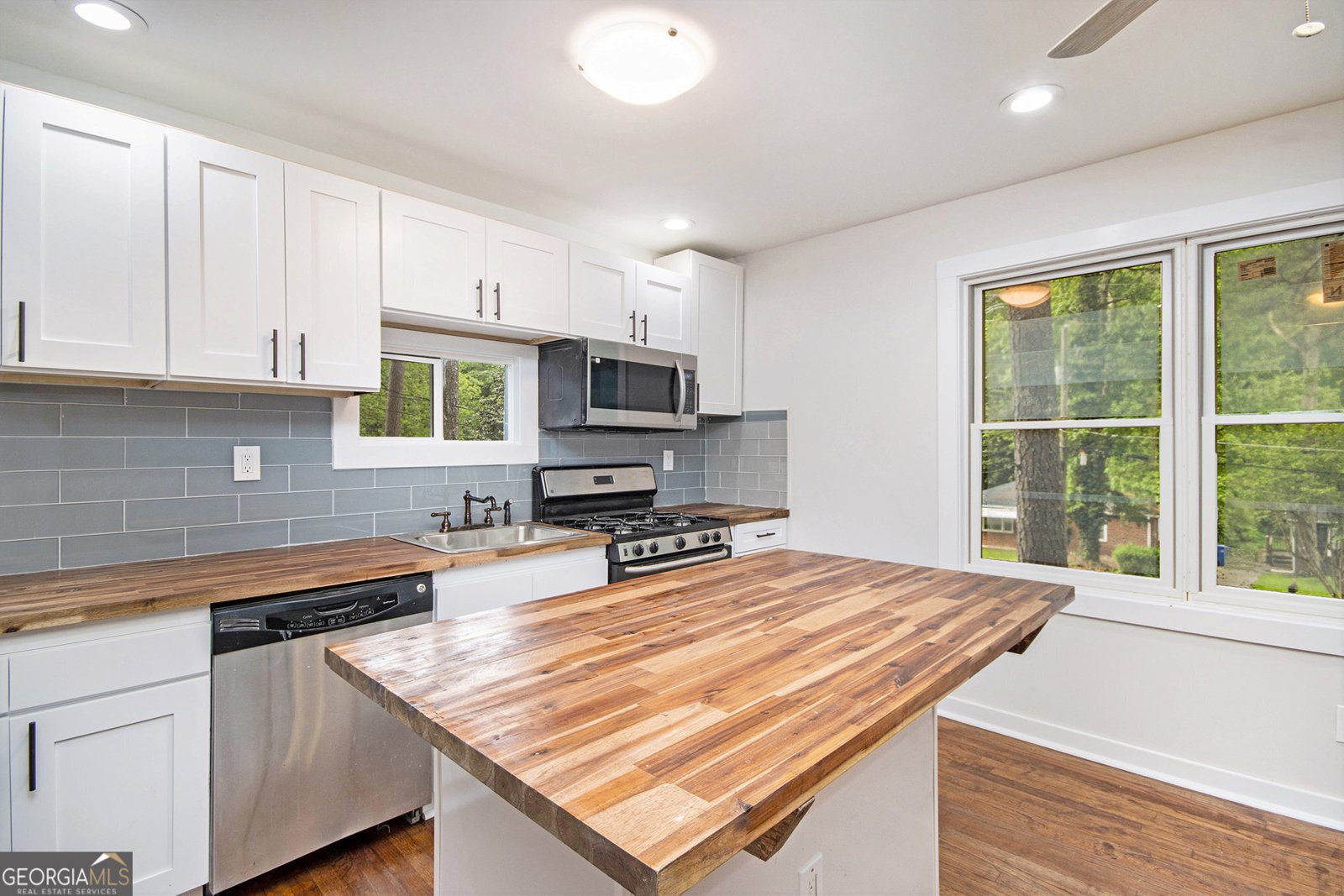 2952 Diana Drive Atlanta - 8